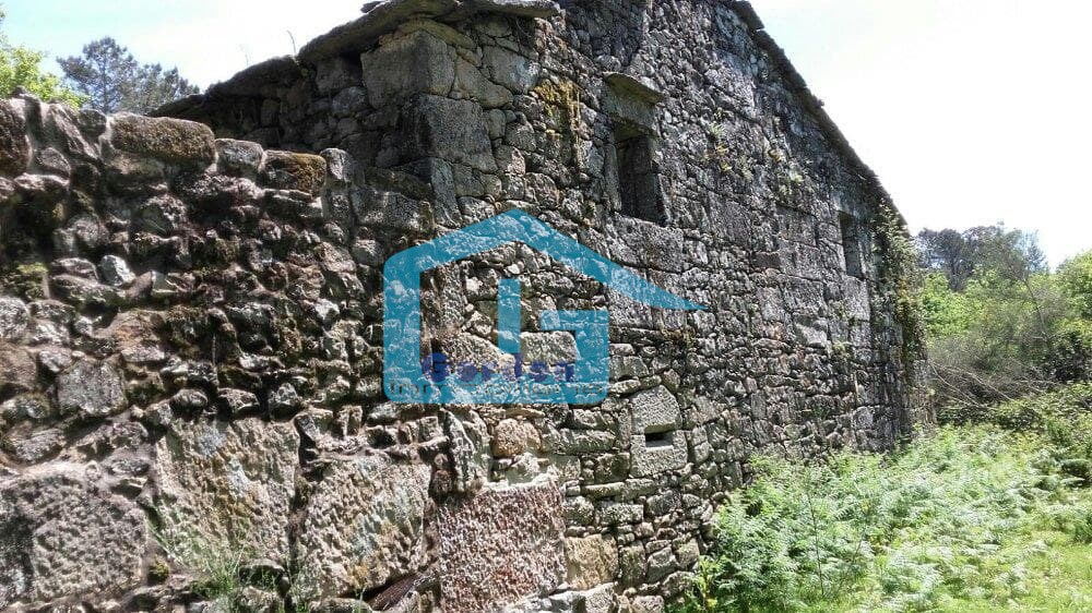 Foto 4 Cerdedo: A5826: Casa de piedra en ruinas, con finca alrededor... preciosas vistas...